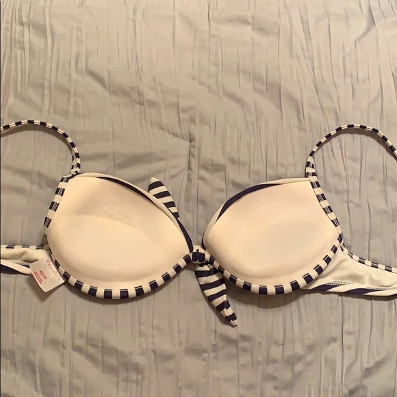 Bathing suit top - Picture 2 of 3